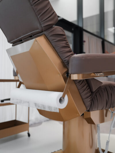 Sheet Holder for a Chair